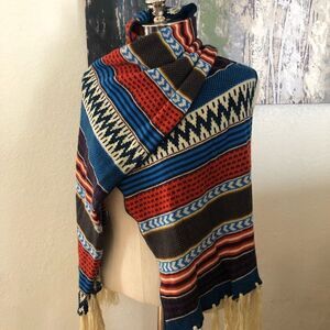 Aztec Knit Fringed Scarf 